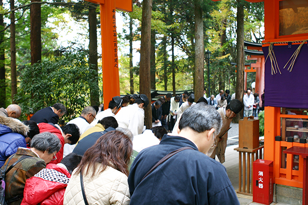 御膳谷のお火焚き祭