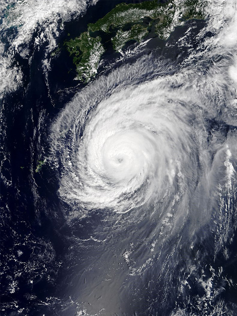 台風21号の目