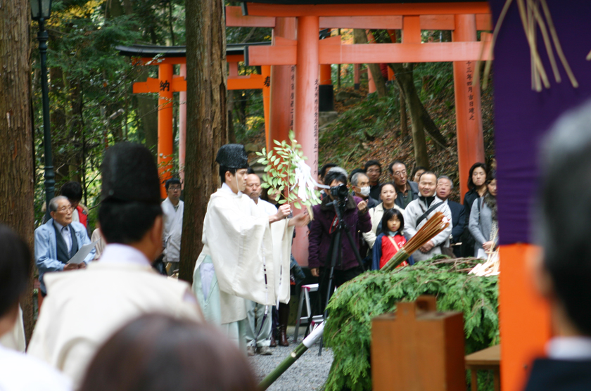 御膳谷奉拝所のお火焚き祭祈祷