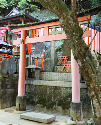 常吉大神の鳥居